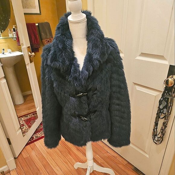 TURQUOISE FAUX FUR JACKET - Picture 1 of 5